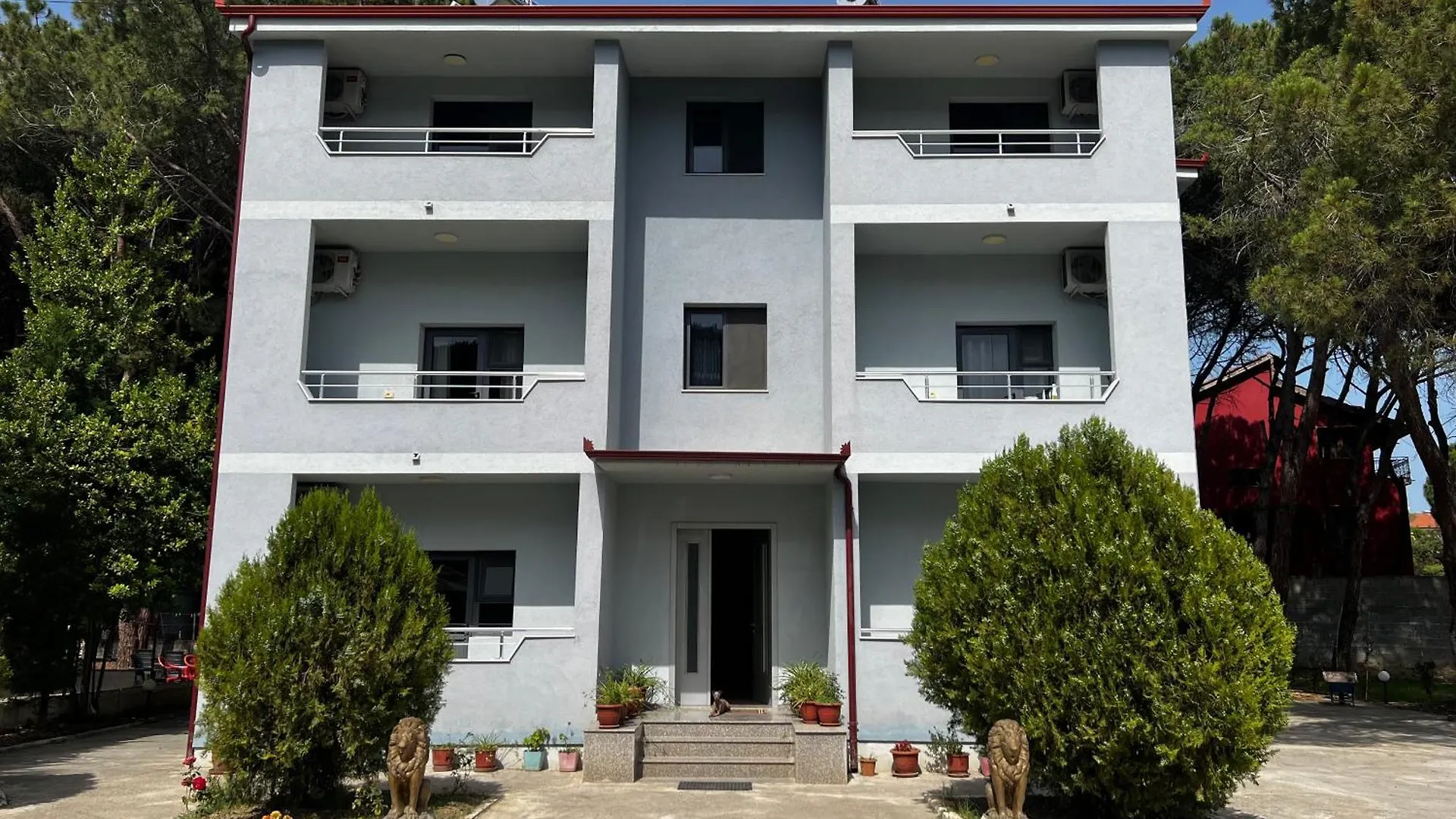 Πανδοχείο Canary Hotel Golem