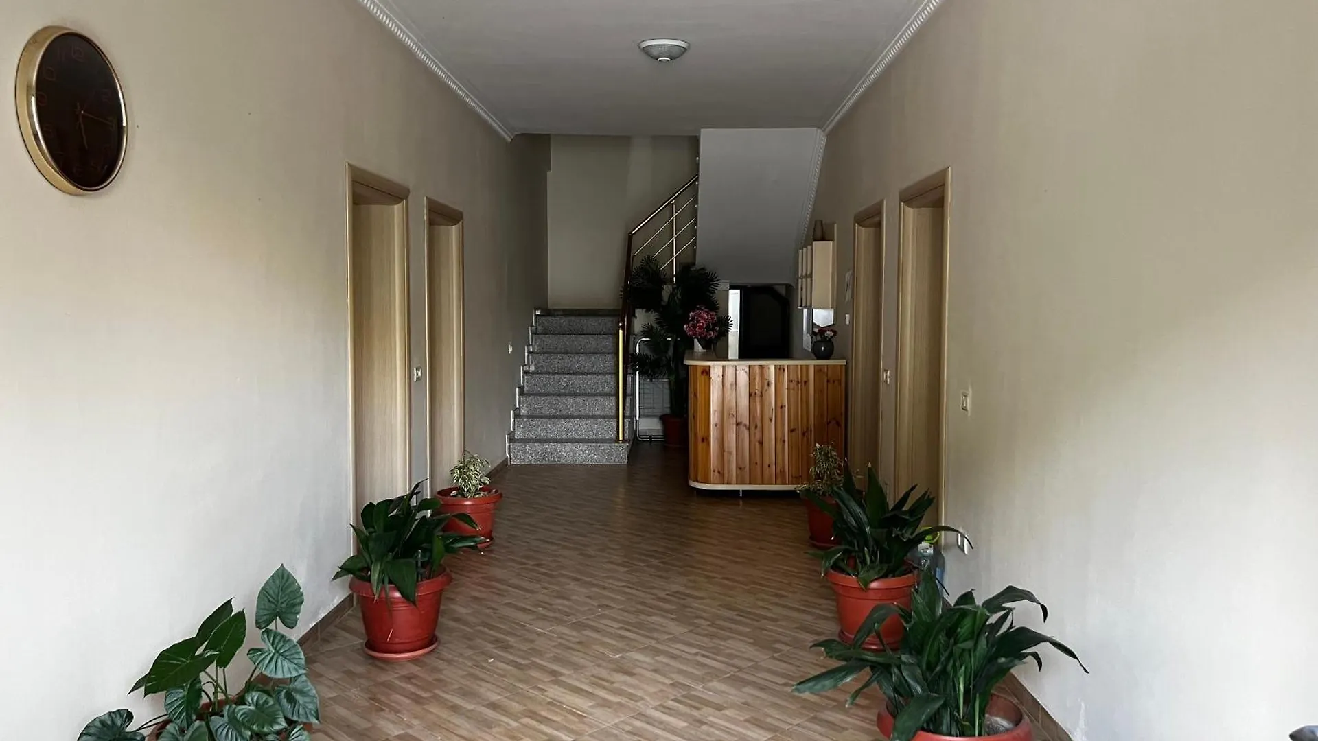 Canary Hotel Golem  0*, Golem (Tirana) Αλβανία